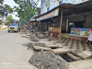 नारायणपुर: नगरपालिका CMO रामचंद्र यादव दिखे एक्शन मूड में, नगर की सफाई का उठाया जिम्मेदारी